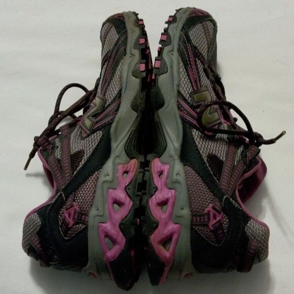 𝅺NEW BALANCE lace up sneakers size 7 - Picture 3 of 9